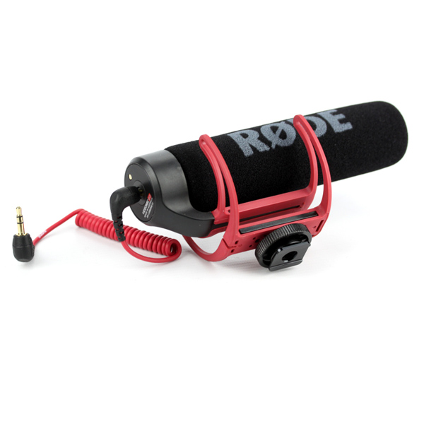 RODE LIGHTWEIGHT ON-CAMERA MICROPHONE